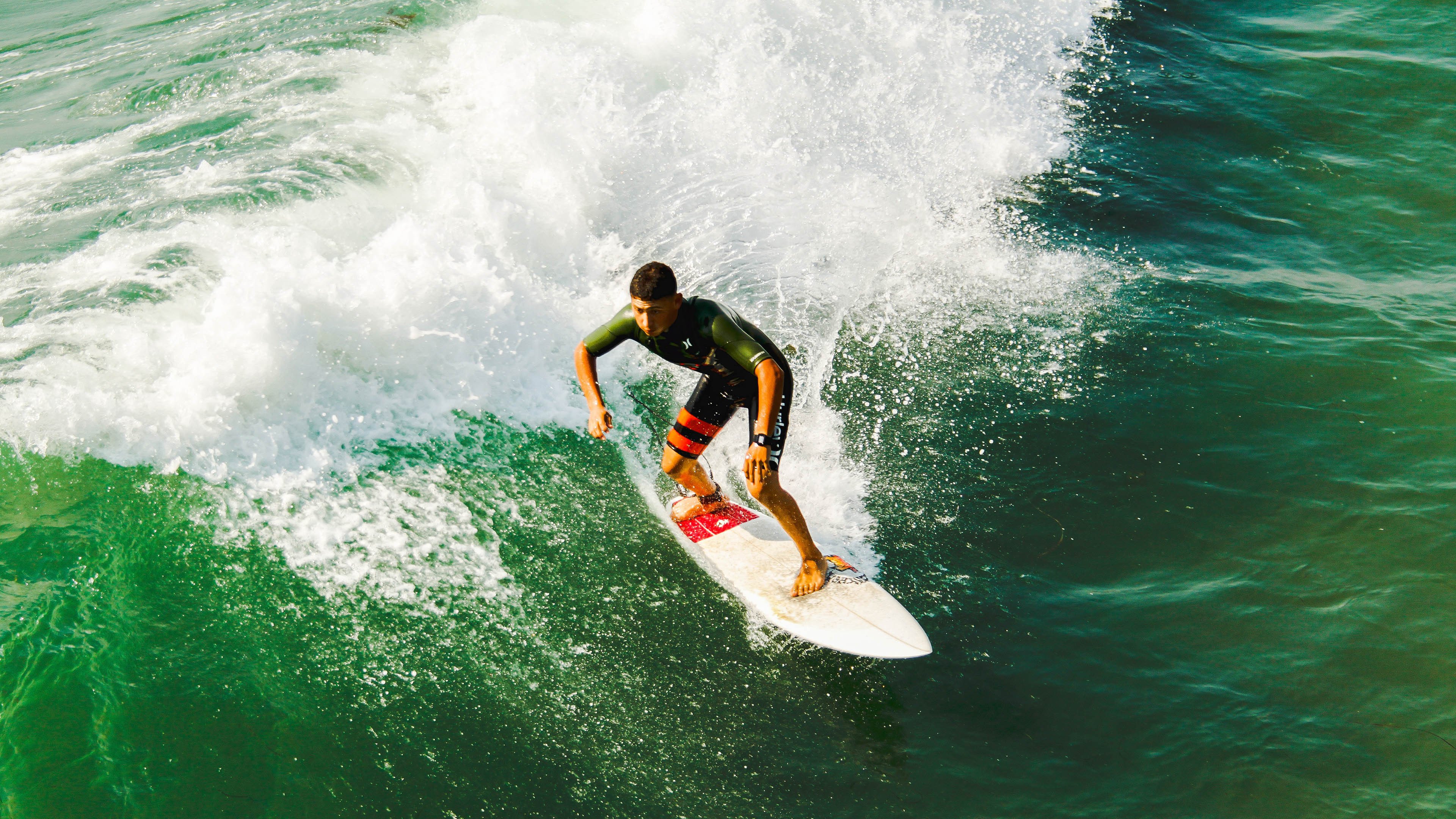 勇士胜太阳,库里和穆迪的完美配合赢得胜利,库里对于勇士